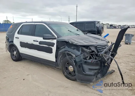2016 Ford Explorer Police Interceptor z USA, uszkodzony, nr VIN 1FM5K8AR4GGC50463